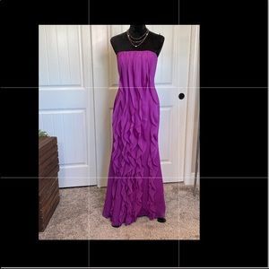 Like New! Beautiful Strapless Chiffon Ruffle Dress